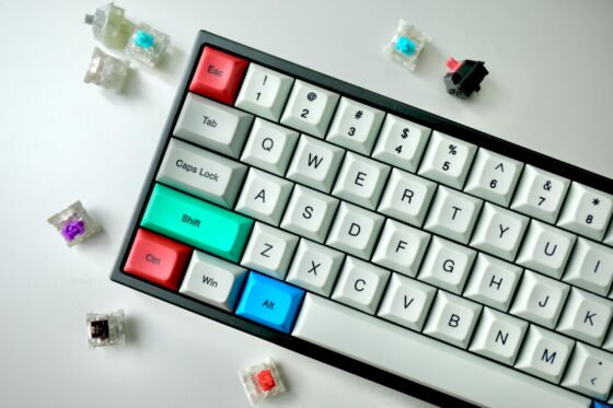 The Best Wireless Keyboard to Tidy Up Your Desk